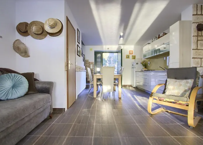 Old Fisherman's House - Sonja