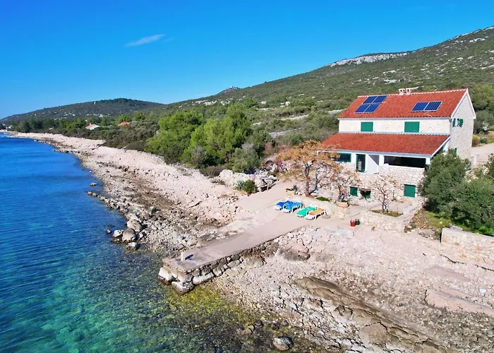 Old Fisherman's House - Sonja Banj