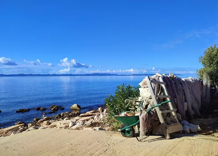 Old Fisherman's House - Sonja