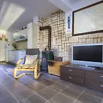 Old Fisherman's House - Sonja Apartament