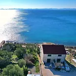 Old Fisherman's House - Sonja Apartament
